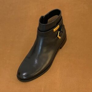 Lauren Ralph Lauren Leather Black and Gold  Shoes